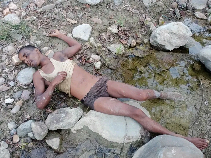 शव फेला 