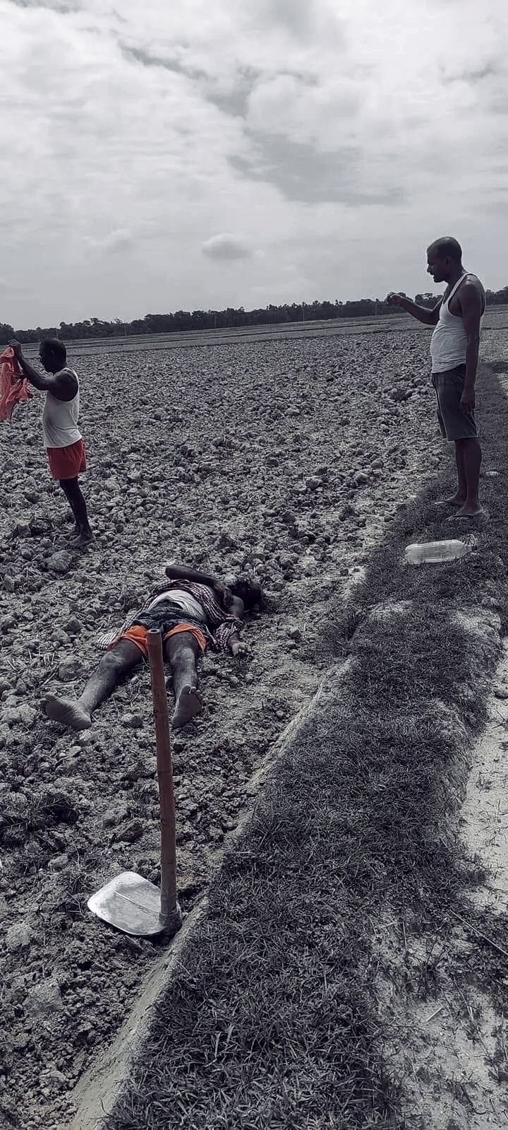 खेतमा कोदालो चलाउदा चलाउदै, रौतहटमा एक किसानक‍ो मृत्यु
