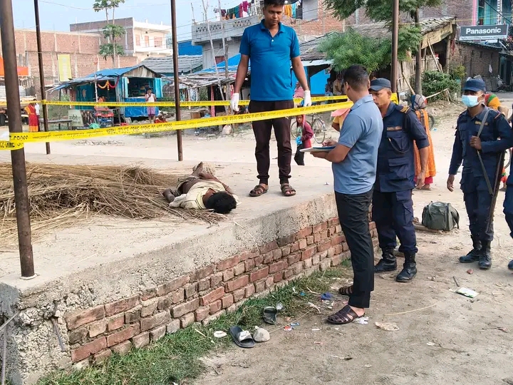 महोत्तरीको गौशालामा एक युवकको शव फेला