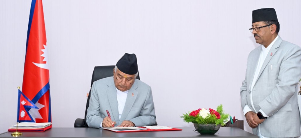 राष्ट्रपतिले फेरि जारी गरे अर्को अध्यादेश